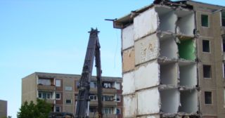 Демонтаж 5 этажного дома Мариинск, цена от 3672 руб.