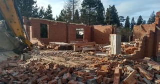 Демонтаж 1 этажного дома Мариинск, цена от 1604 руб.